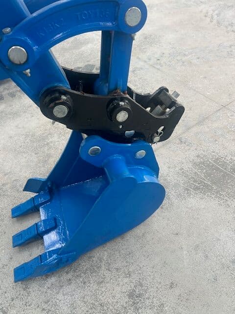 RIPPA R32 Mini Excavator 3.2 Ton with Kubota Engine + 12 FREE Attachments — image 16